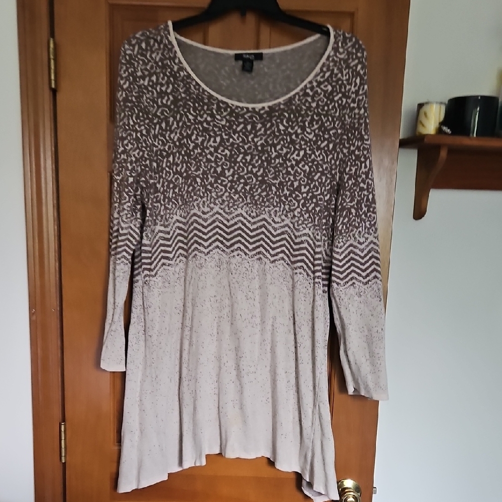 Style & Co. Women's Tunic in Gray and White Pattern